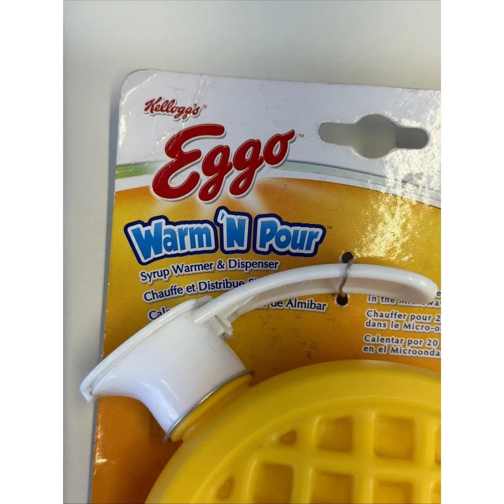 Kellogg's‎ Eggo Waffle Warm and Pour Waffle Shaped Syrup Dispenser For Breakfast